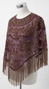 Poncho Chal de Lujo con Cuentas Hechas a Mano de Primera Calidad, Diseño Boho para la Noche, Disponible a Buen Precio - Product Image 2