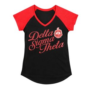 Maglietta Nera con Scollo a V Delta Sigma Theta per Donne, Vestibilità Comoda, Tessuto Premium, Abbigliamento Casual per Confraternite Greche - Product Image 4