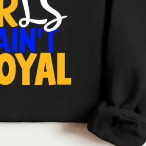 เสื้อสเวตเชิ้ตพิมพ์ลายกราฟิกสำหรับผู้หญิง YOUR GIRLS IN RHOYAL สีดำ คอกลม สวมใส่สบายๆ แฟชั่นสตรีทแวร์ เสื้อผ้าสโมสรนักเรียนแบบกำหนดเอง - Product Image 3