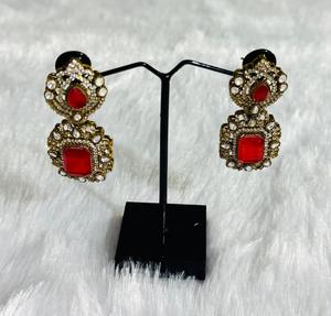 Conjunto de collar Polki rojo de doble hilera con aretes a juego, chapado en oro, joyería tradicional india para novias. - Product Image 3