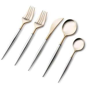 Juego de Cubiertos de Metal Plateado de Calidad Alimentaria con Mango de Resina Rosa para el Hogar y Hoteles, a Precios Atractivos - Product Image 4