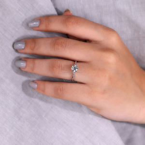 Bague de fiançailles en diamant de taille ronde 10K or blanc cadeau de mariage et d'anniversaire pour les femmes bague de proposition pour femme - Product Image 2