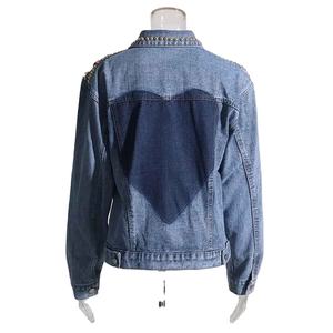 Chaqueta de mezclilla para hombre, resistente, con pedrería brillante en la espalda, estilo moderno urbano, de moda, tipo traje. - Product Image 4