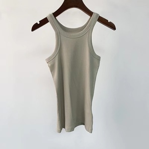 Débardeurs côtelés en gros pour femmes, débardeurs de sport en coton côtelé avec logo brodé personnalisé pour femmes - Product Image 2