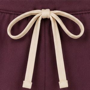 Conjunto de Dos Piezas para Mujer, Color Morado, Top Corto con Cuello Cuadrado y Botones, Ribete en Contraste Crema, Ropa Casual de Verano de Algodón, Estilo Lounge, OEM - Product Image 5