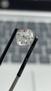 Diamante Cultivado en Laboratorio, Corte Excelente, Solitario, Forma Cojín, 5.00 Ct, E VS1, Certificado IGI, Sintético RAAMAA - Product Image 4