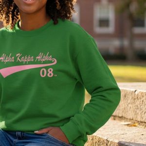 Sudadera Verde Oscuro con Cuello Redondo y Gráfico Rosa, Sudadera Casual de Invierno de Manga Larga de Algodón y Felpa para Mujer - Product Image 5