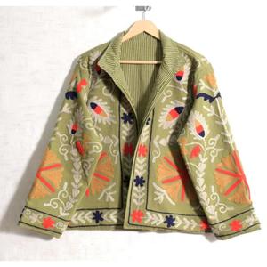 Chaqueta Colorida Suzani Hecha a Mano, Abrigo Bordado Bohemio, Ropa de Moda Vintage para Festivales - Product Image 2