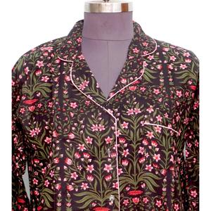 Nouvelle arrivée, chemise longue en tissu imprimé floral personnalisé, coupe ajustée, avec fermeture boutonnée, chemise de soirée confortable, chemise formelle, tunique pour filles - Product Image 3