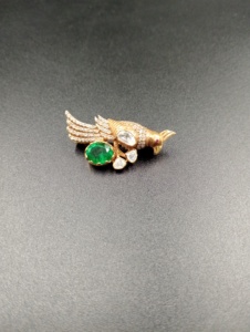 Broche en argent 925 Amaira Jewels, forme d'oiseau, sertie d'émeraudes et de diamants, bijoux fins de luxe, unisexe, faits à la main - Product Image 5