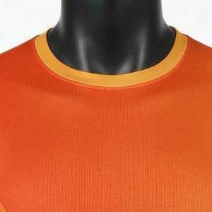 Camiseta de Hombre 100% Algodón con Estampado Serigrafiado, Diseño Sólido, Impresión Personalizada, Venta al Por Mayor, Cuello Redondo, Secado Rápido, Corte Regular - Product Image 5