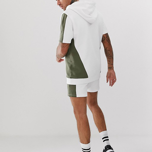 Conjunto de 2 Piezas para Hombre, Sudadera con Capucha y Pantalones Cortos con Bloques de Color, Contraste Blanco y Verde, Corte Regular, Transpirable, Tejido de Algodón y Poliéster - Product Image 2