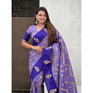 Sari de Seda Suave Violeta Elite Weaves, Diseño Dusty Concept, Tejido Zig Zag Zari, 650g, para Bodas - Product Image 2