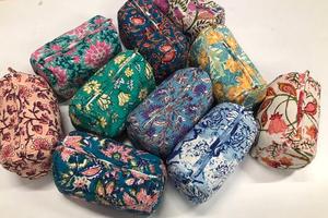 Bolsas de Viaje Acolchadas de Algodón con Estampado Floral para Cosméticos y Artículos de Aseo, Bolsa de Maquillaje con Cierre de Cremallera y Logotipo Personalizado, Venta al Por Mayor - Product Image 5