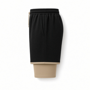 Shorts Bermuda en maille noire pour homme avec doublure beige, taille à cordon de serrage, style décontracté et sportif, tissu tricoté à séchage rapide - Product Image 4