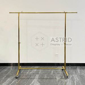 Porte-vêtements moderne en acier inoxydable doré pour hommes, femmes et enfants, avec rail à roulettes mobile, en carton - Product Image 3