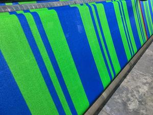 Rollo de Malla de HDPE Cortada a Medida, Malla Agrícola de Plástico Tejida con Rayas Azules para Protección de Cosechas - Product Image 2