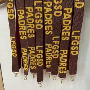 Correa de bolso bordada con cuentas con eslogan de equipo universitario, accesorios para el día del partido, bolso cruzado hecho a mano con cuentas de semillas, correas para guitarra - Product Image 6