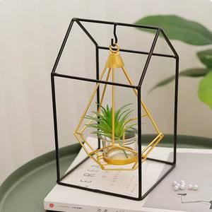 Portavelas Colgante de Metal Negro y Dorado de Primera Calidad con Copa de Vidrio y Base de Diseño, Ideal para Decoración de Interiores y Regalos - Product Image 5