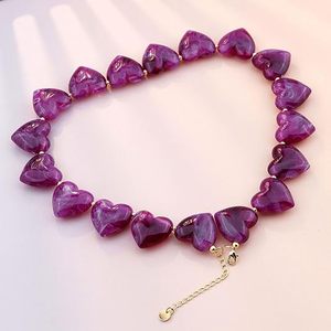 Colliers Cœur Tendance Bohème Multicolore en Résine Acrylique pour Femme, Collier Ras-du-Cou Perlé avec Perles d'Amour, Violet - Product Image 1