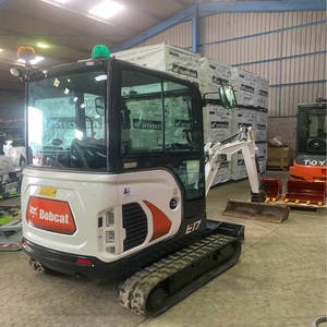 Miniexcavadora profesional Bobcat E17 diseñada para excavaciones precisas, apertura de zanjas, paisajismo, trabajos de cimentación y excavación compacta. - Product Image 2