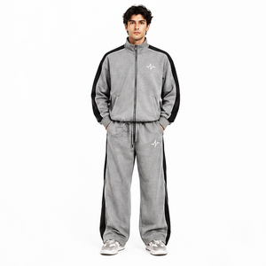 Chándal Estampado Sostenible Azul y Gris para Hombre, de Alta Demanda, con Cremallera Completa, Cuello Alto, Ajuste Holgado, Ropa Casual con Bolsillos Laterales - Product Image 1