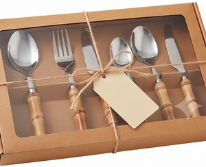 Juego de cubiertos de acero inoxidable con mango de bambú, apto para lavavajillas, diseño tradicional para uso en camping, cenas y restaurantes. - Product Image 4