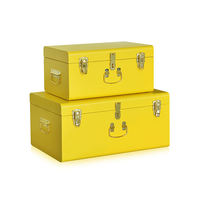 Boîte de rangement rectangulaire en métal jaune avec couvercle, design minimaliste, pour articles divers, fonction d'empilage, 1 couche