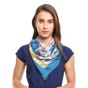 Écharpes carrées personnalisées de qualité supérieure, service de marque blanche, commandes en gros, MOQ faible, améliore la reconnaissance de la marque - Product Image 1