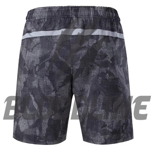 Bermuda décontracté pour homme BLOODLINE en PU enduit 220g, imprimé par sublimation, séchage rapide, taille élastique, poches, camouflage noir et gris - Product Image 3