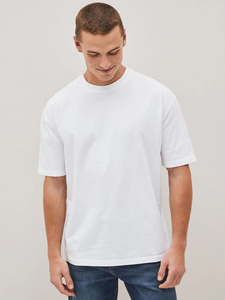 เสื้อยืดโอเวอร์ไซส์ทรงบ็อกซี่สำหรับผู้ชาย ผ้าฟลีซเนื้อนุ่ม 100% ผ้าฝ้าย คอเล็ก แขนปกติ ปรับแต่งได้ โลโก้ด้านหน้า สไตล์ลำลอง สตรีทแวร์ - Product Image 4