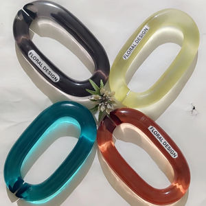 โซ่อะคริลิกเรซิ่นขนาดใหญ่สำหรับตกแต่งผนัง งานแฮนด์เมด โซ่เรซิ่นตกแต่งผนัง  ชิ้นส่วนโซ่ตกแต่งผนัง  กำลังเป็นที่ต้องการอย่างมาก - Product Image 1