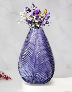แจกันแก้วทรงทันสมัยพร้อมลวดลายใบไม้ตกแต่งอย่างมีศิลปะ - Product Image 4