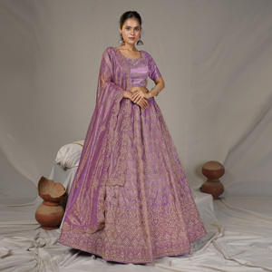 Lehenga Choli Fendy en tissu filet avec broderie de fils complexes, jupe évasée, blouse sculptée et dupatta assorti élégant – Collection Couture - Product Image 5