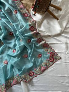 Sari en soie pour femmes, style indien, avec bordure en dentelle brodée, idéal pour les fêtes - Product Image 2