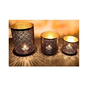 Support de bougie en métal créatif, ajoutant une touche artistique à la décoration intérieure et aux éclairages d'ambiance. - Product Image 3