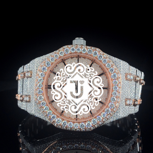 Montre à quartz analogique de haute qualité avec diamants moissanite taille baguette, de forme carrée, élégante, pour collectionneurs, à bon prix - Product Image 1
