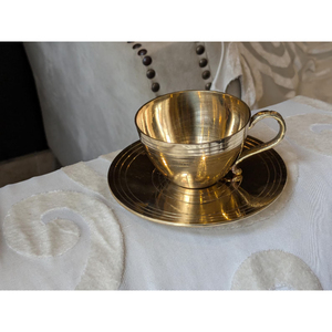Tasse à thé en laiton plaqué or de haute qualité, design unique et élégant, avec poignée et soucoupe d'inspiration antique, à prix compétitifs - Product Image 4