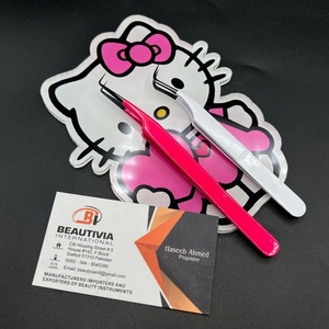 Pinzas de pestañas de 90 grados curvas de marca personalizadas de alta calidad Pinzas de extensión de pestañas de acero sostenible Pestañas de fibra puntiagudas - Product Image 4