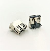 Conectores USB Tipo A Hembra 2.0 de 4 Posiciones y 90 Grados DIP para Aplicaciones en PCB, Cumplen con RoHS, Bajo MOQ, Marca LITE