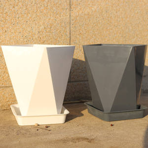 GT10 Pot de fleurs géométrique en résine sans BPA avec plateau assorti, pot carré pour plantes d'intérieur et décoration moderne de la maison - Product Image 3