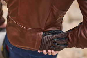 Venta al por mayor: Botas de moto de cuero genuino para hombre, personalizadas, de alta calidad, impermeables, transpirables, de secado rápido, con cierre frontal. - Product Image 4