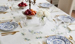 Wholesale Customized Modern White Cotton Embroidered Pretty Floral <b>Tablecloth</b> Durable Washable Full Sizes Hemstitch Table Covers - Product Image 3