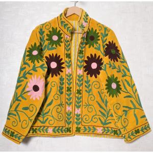 Veste en velours Suzani pour femmes, confectionnée à la main, vêtements ethniques pour festivals - Product Image 5