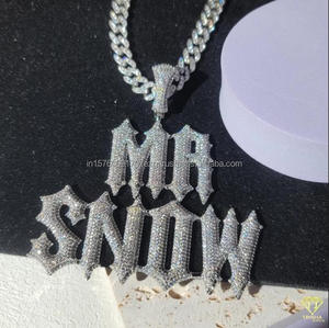 Colgante de Placa con Nombre Personalizado de Diamante Moissanita Único con Cadena Cubana, Joyería de Lujo - Product Image 3