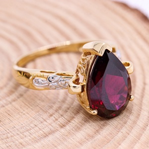 Wholesale 14k Solid Yellow Gold Handmade Pear Shape Rhodolite <b>Garnet</b> Diamond <b>Ring</b> IGI Certified Gemstone for Parties Weddings - Product Image 4