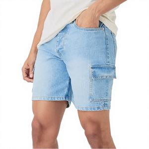 Shorts en jean déchirés et délavés style Y2K vintage, très tendance pour l'été, de haute qualité, pour hommes, décontractés, 100% coton, avec logo sur le devant. - Product Image 1