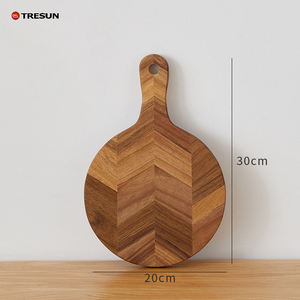 Planche à découper en bois d'acacia naturel de qualité supérieure avec bord naturel et poignée ronde, planche de service et de découpe unique à prix avantageux - Product Image 2