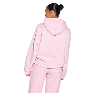 Vente en gros de sweat à capuche femme personnalisé pull uni rose clair sweat polaire haut à capuche surdimensionné parfait pour un usage quotidien en hiver - Product Image 3