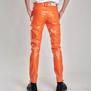 Pantalones de Cuero Clásicos para Hombre con Corte Relajado, Superficie Lisa, Material Resistente, Movilidad Cómoda, Perfectos para Ropa Urbana - Product Image 2